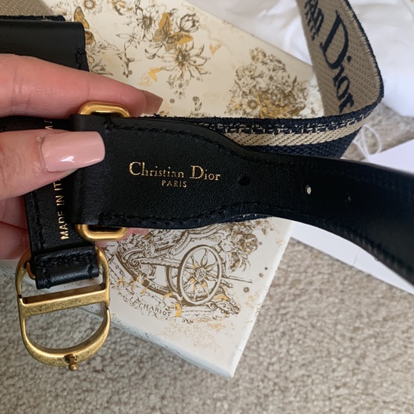 Christian Dior belt sold out online - Picture 6 of 8